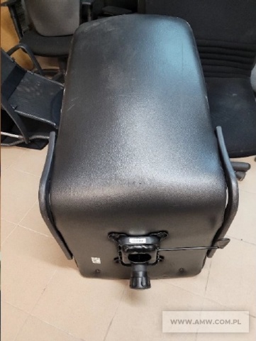 Fotele i krzesła - pakiet zawierający 46 szt. (wg oddzielnego wykazu) 